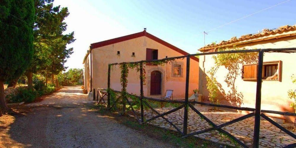 Agriturismo Terra Di Pace Νότο Εξωτερικό φωτογραφία